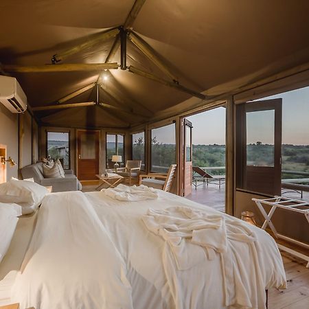 Hlosi Game Lodge - Amakhala Game Reserve Buyskloof Exterior photo